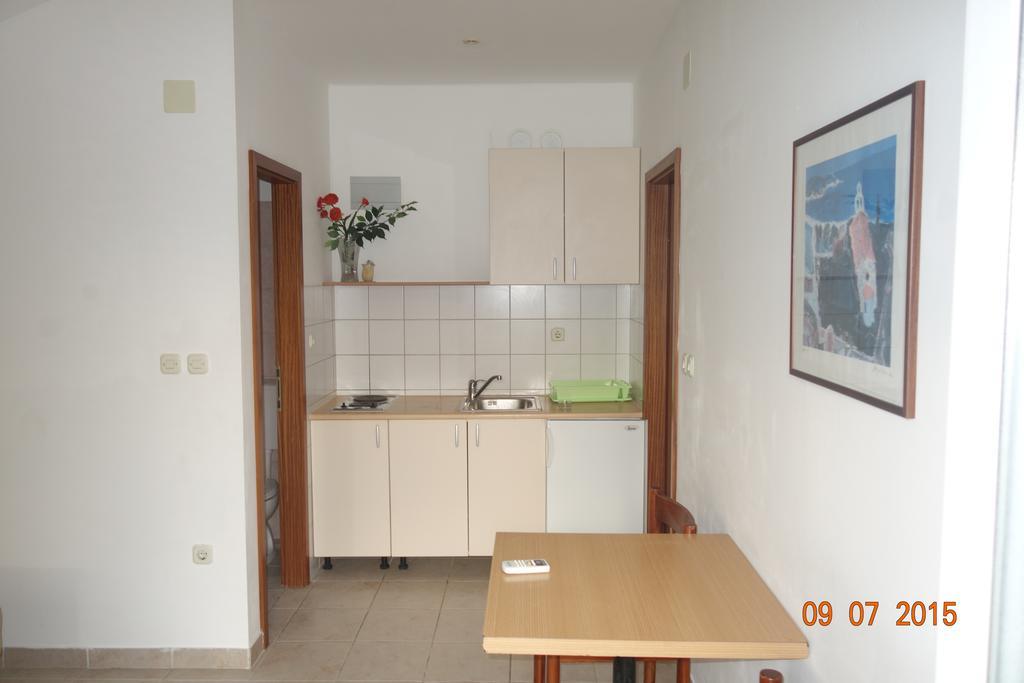 Apartments Mistral Orebic Room photo